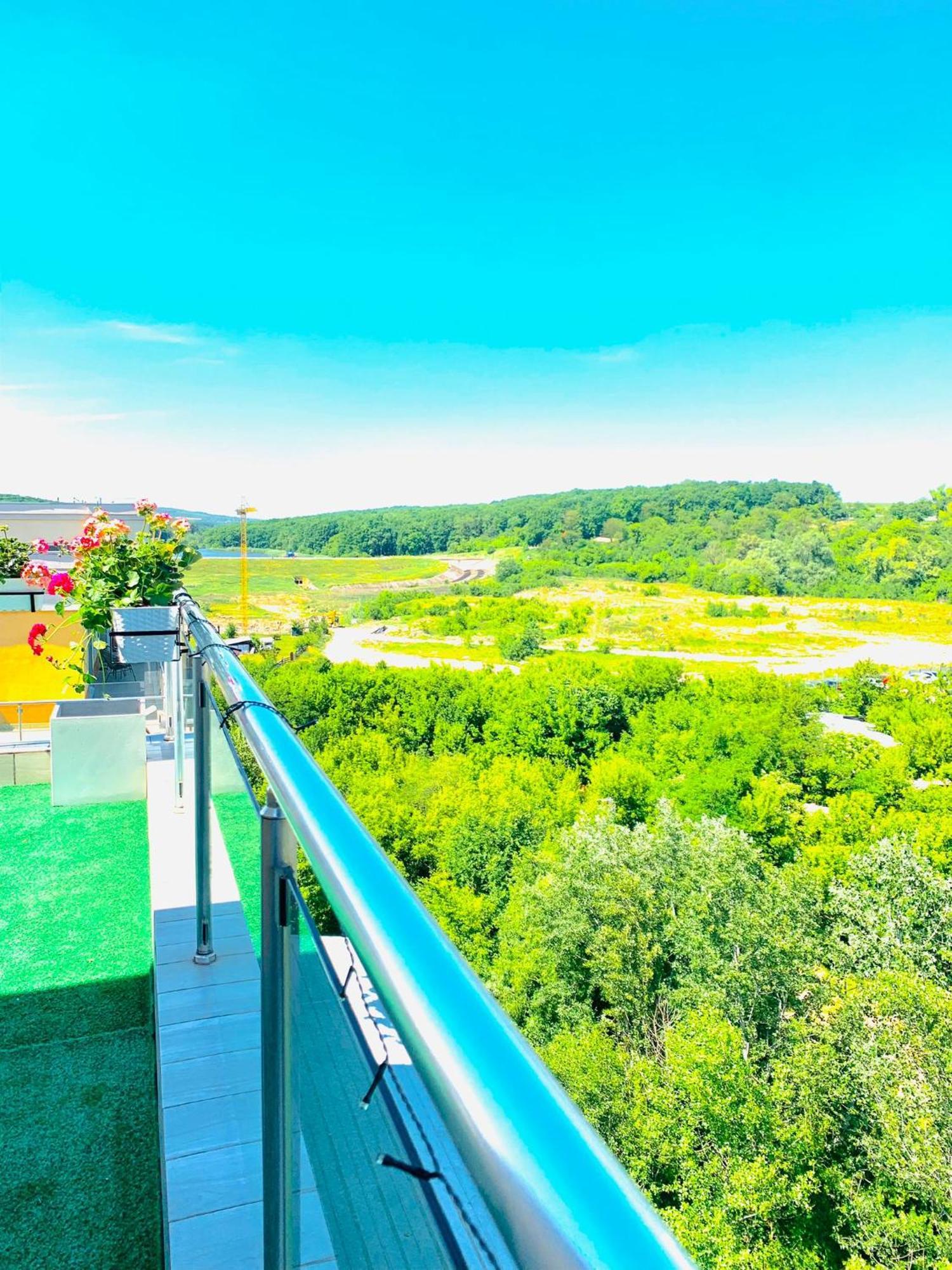 Apartament Penthouse View Aeroport Iasi 2 Zewnętrze zdjęcie