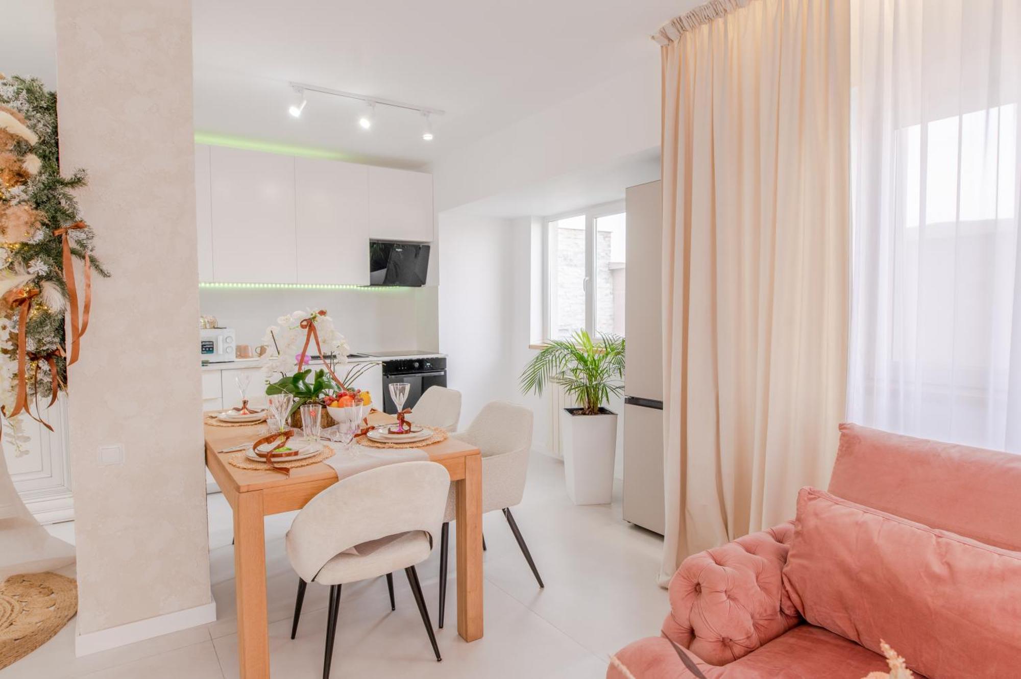 Apartament Penthouse View Aeroport Iasi 2 Zewnętrze zdjęcie